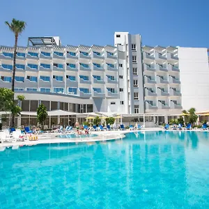 Papouis Hotell